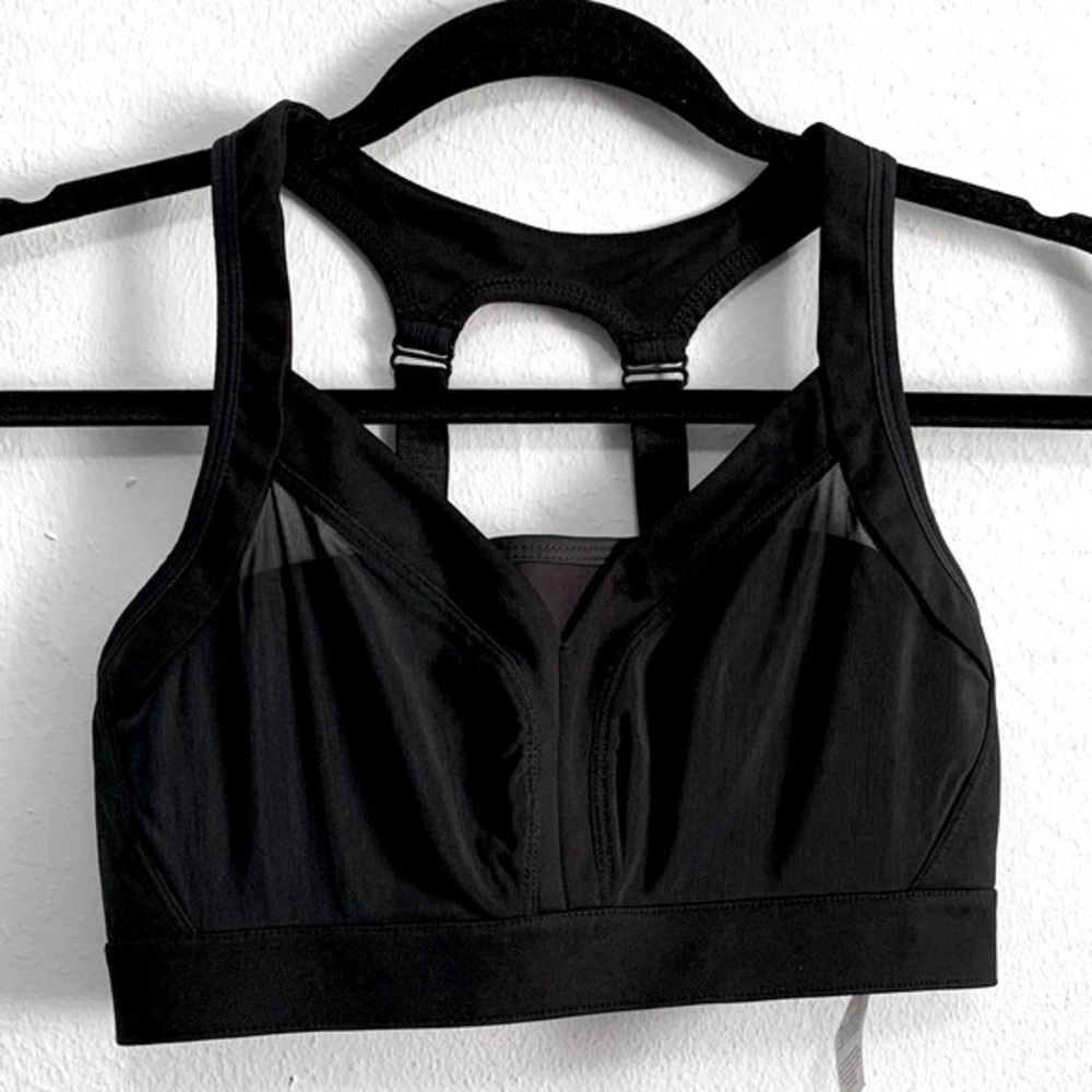 Fabletics High Impact Black Sports Bra